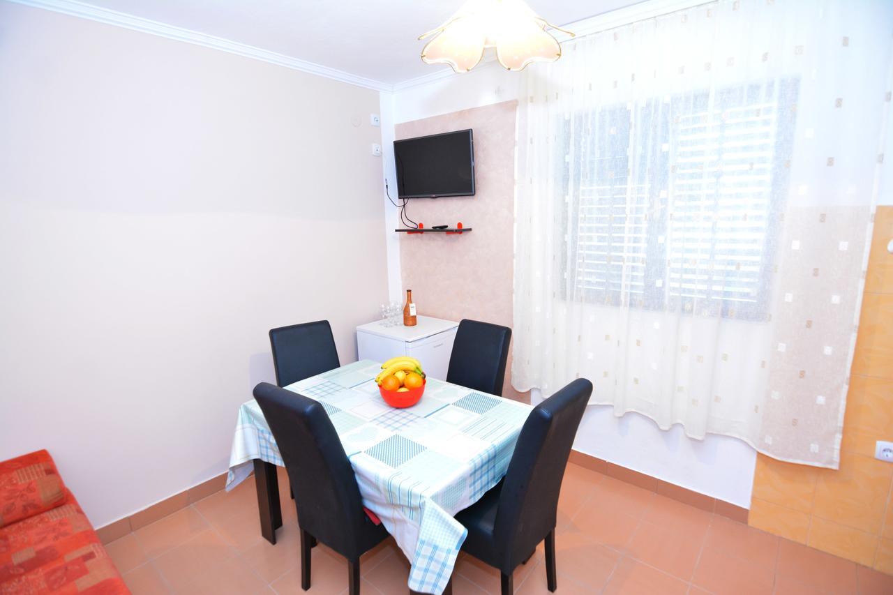 Apartments Jovana Petrovac Exterior foto